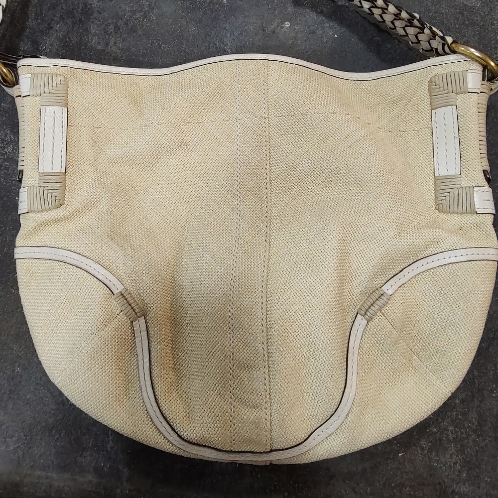 Elegant Cream Women's Bag - Picture 4 of 7